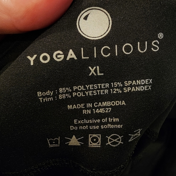 NWT Yogalicious black cropped mesh leggings. Size XL - Picture 5 of 16